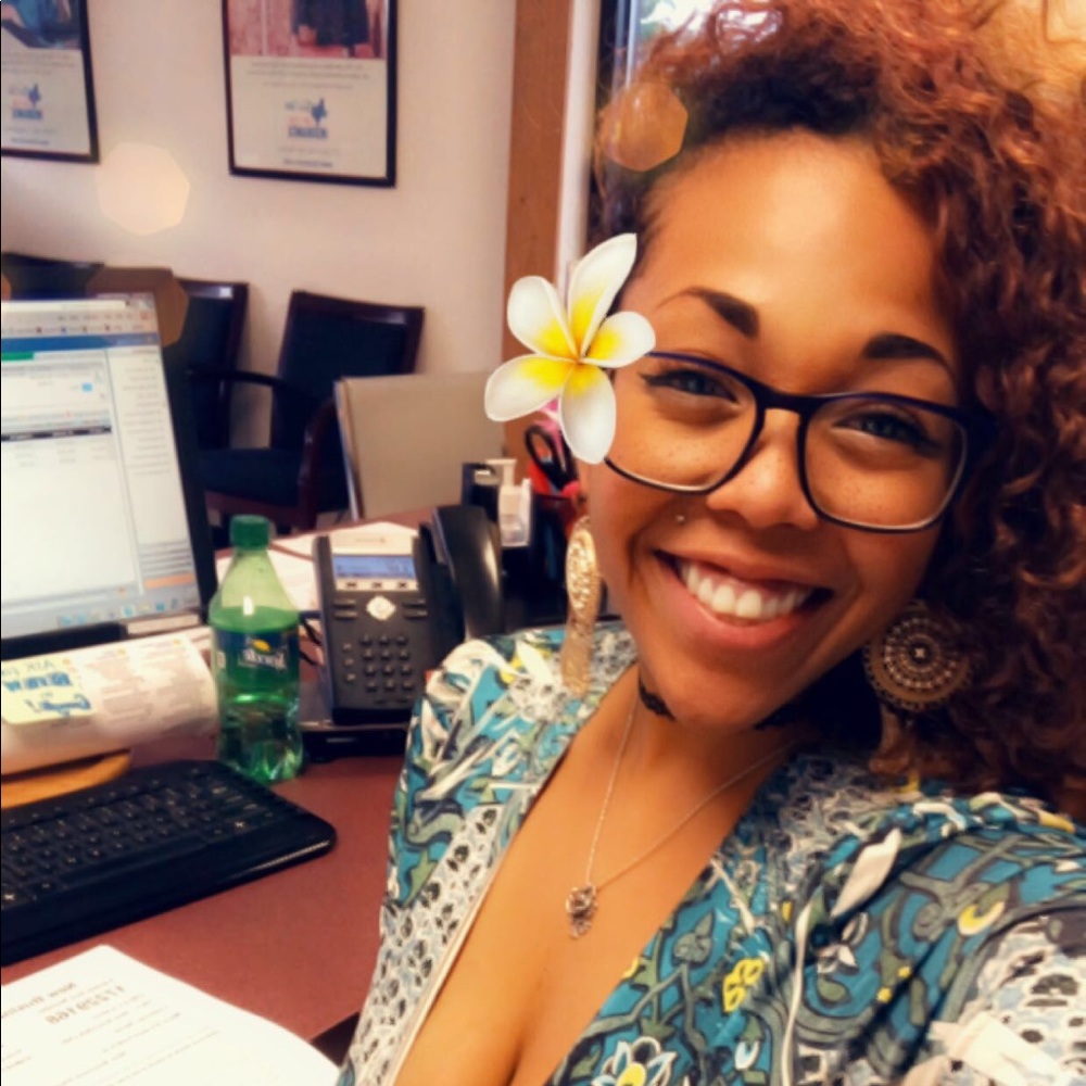 Meet your Posher, Kyana